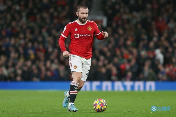 中川大志表示“影片中闪闪的场景相当多,怦然心动满载”,饭丰万理江也称:“甜蜜又痛彻的令人感到 《重生计划》拍真人版 中川大志平祐奈讴歌青春 2016-10-04 正在手机软件comico上连载的夜宵草创作的人气漫画《重生计划》敲定将翻拍成真人版搬上大银幕,并由中川大志与平祐奈携手主演。